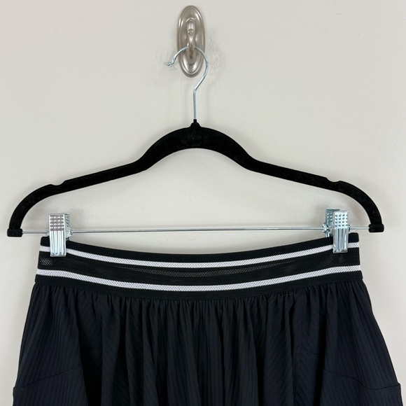 Free People Movement Black Athletic Sultry Skort Skirt Size Large NEW - Picture 4 of 13